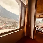 Alpine Hotel & Restaurant , Manali